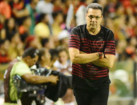 Luxemburgo vê seus números no Sport despencarem