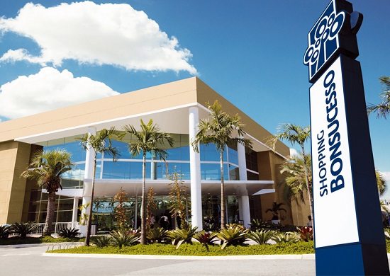 Shopping Bonsucesso promove feira de adoção de cães