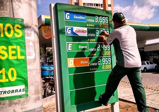 Mais um aumento na gasolina