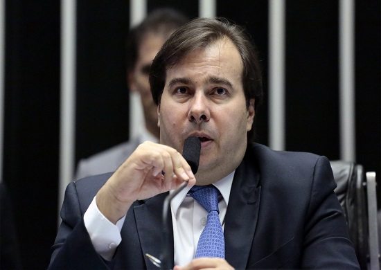 Rodrigo Maia anuncia votação da reforma da Previdência para fevereiro