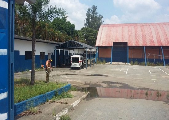 Após denúncia, Prefeitura realiza manutenção do Fioravante