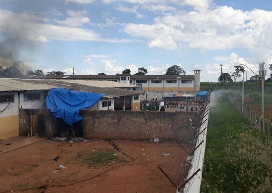 Rebelião deixa 9 detentos mortos e 14 feridos em presídio de Aparecida de Goiânia