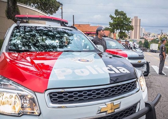PM prende três policiais civis suspeitos de roubo a banco em Mauá
