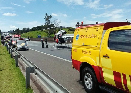 Ciclista morre após ser atingido por ônibus no acostamento da Anhanguera