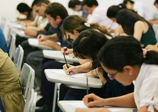 Mais de 27,7 mil vagas abertas em concursos públicos