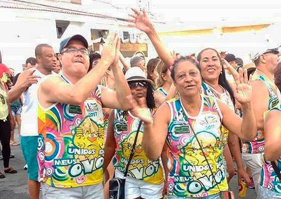 Blocos de rua dão início ao Carnaval de Guarulhos 2018