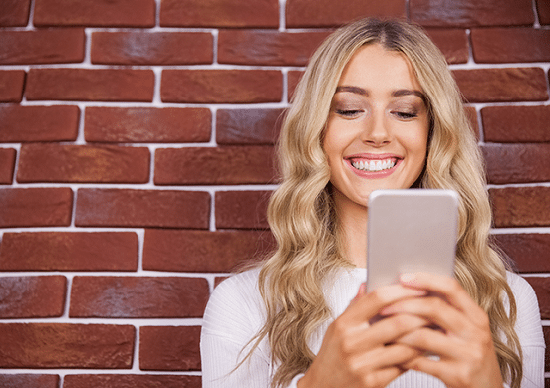 Conheça o Tinder que faz você dar match com vagas de emprego