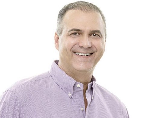 João Thomaz assume cadeira na Câmara