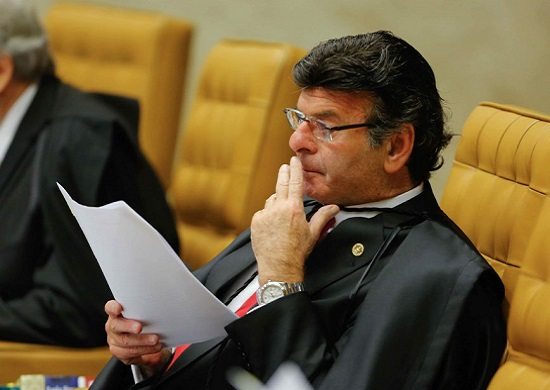 TSE pode reavaliar possibilidade de político ficha suja se candidatar com liminar