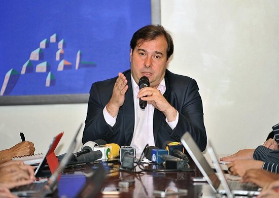 Câmara marca para esta segunda votação do decreto de intervenção no RJ