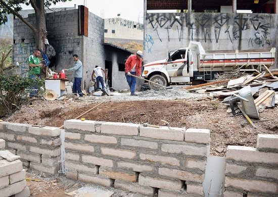 Prefeitura de Guarulhos reforma PEV Santos Dumont