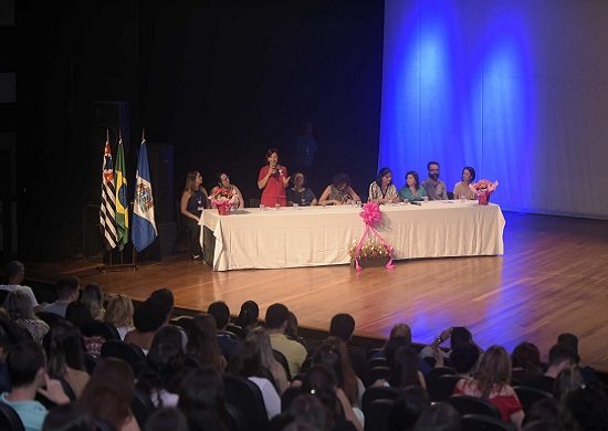 Saúde na Escola e Simpósio de Infecções Sexualmente Transmissíveis lotam o Adamastor