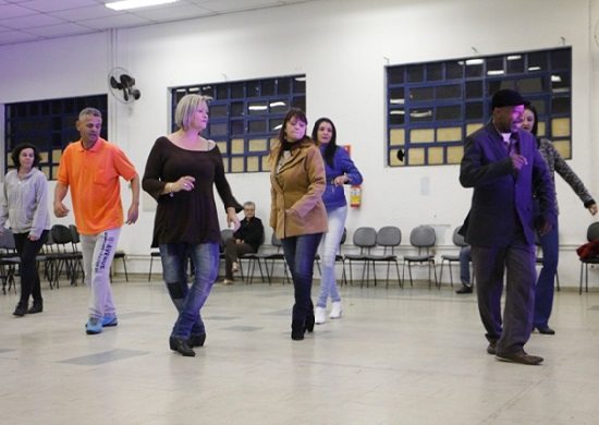 Prefeitura oferece aulas gratuitas de dança no Adamastor e no CIAD