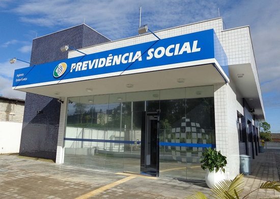 INSS vai conceder aposentadoria por tempo de contribuição sem atendimento presencial