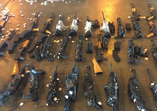 Exército dá parecer favorável ao uso de fuzis apreendidos pela polícia do Rio de Janeiro