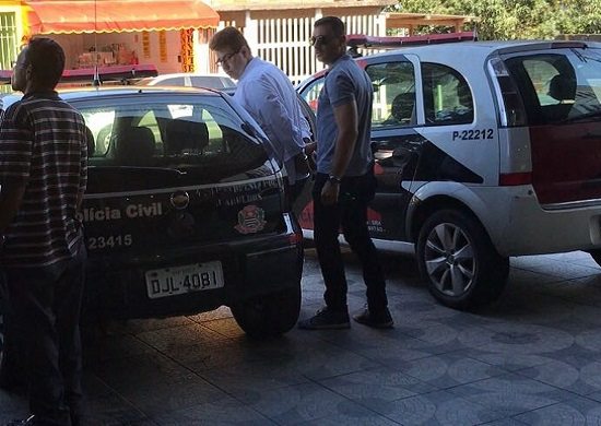 Skinhead condenado por obrigar jovens a pularem de trem em movimento é preso em Guarulhos