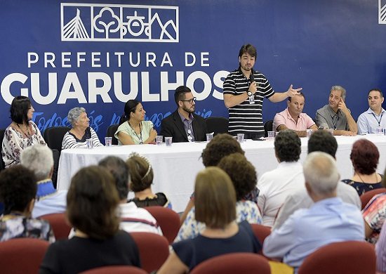 Prefeitura empossa conselheiros de Direitos da Pessoa Idosa