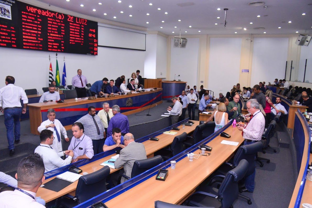 Vareadores esvaziam o plenário e sessão da Câmara novamente é encerrada por falta de quórum