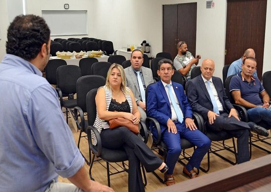 ACE inicia processo de aproximação com a Câmara Municipal
