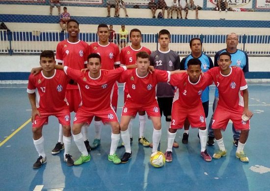 CEU Cumbica recebe jogos de futsal e handebol neste fim de semana