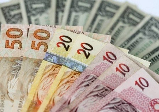 Gasto de brasileiros no exterior em fevereiro é o maior para o mês em três anos