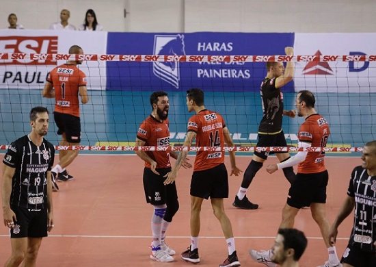 Corinthians-Guarulhos busca vitória para continuar vivo na Superliga