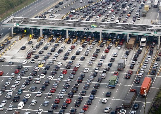 Cerca de 1,8 milhão de veículos devem deixar SP na Páscoa