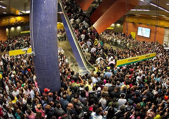Número de passageiros transportados pelo Metrô de SP cai 12 milhões em 2017