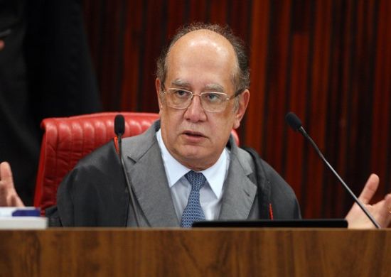 Gilmar Mendes se irrita com pergunta de repórter: “Enfia na b****”