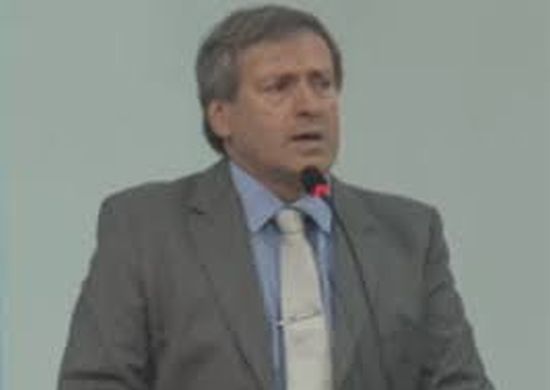 Reticências…por Pedro Notaro