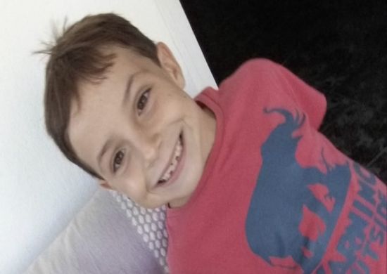 Garoto desaparecido na Espanha é encontrado morto em carro