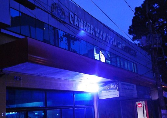 Câmara veste azul no Dia Mundial de Conscientização sobre o Autismo