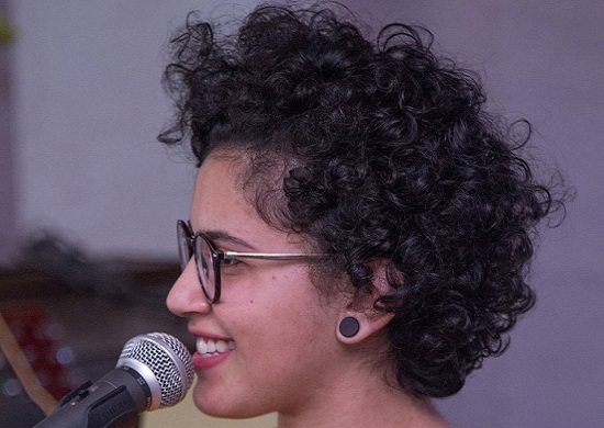 Pianista guarulhense leva repertório popular à Biblioteca Monteiro Lobato