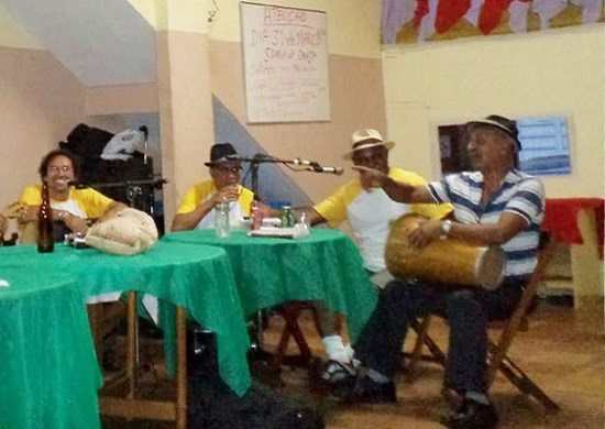 Quarta-feira é dia de samba na Biblioteca Monteiro Lobato