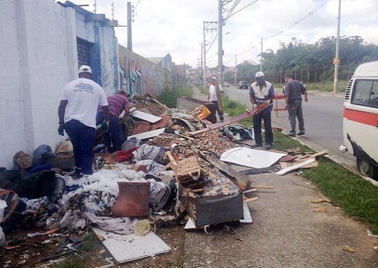 Prefeitura realiza megaoperação de limpeza em Cumbica