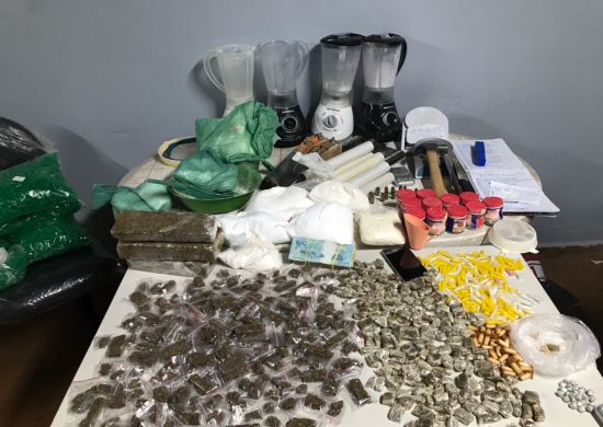 Força tática da PM prende suspeito de tráfico de drogas na Comunidade São Rafael