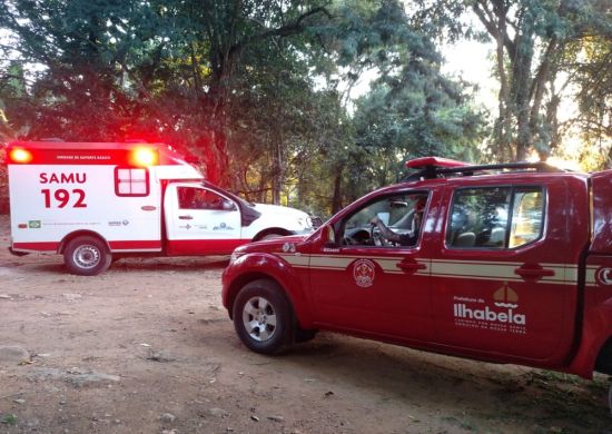 Turista fica ferida ao escorregar em cachoeira do Paquetá em Ilhabela