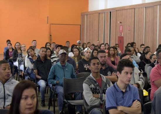 Prefeitura de Guarulhos promove aula inaugural de cursos profissionalizantes