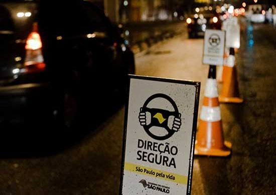 Programa Direção Segura autua cinco motoristas em Guarulhos