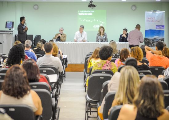 Guarulhos participa do VII Encontro Brasileiro de Cidades Educadoras