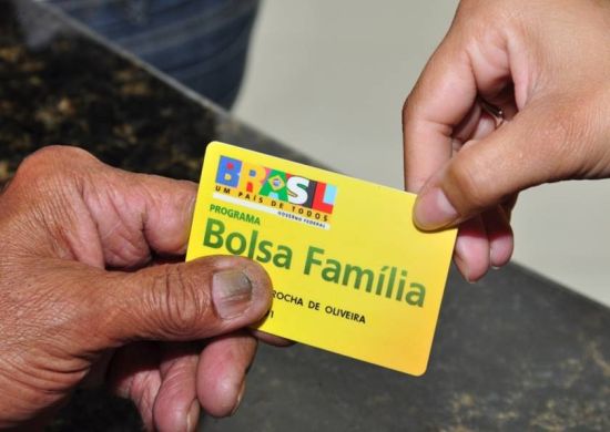 Temer vai anunciar aumento do Bolsa Família no dia 1º de maio