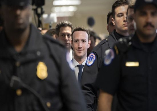Zuckerberg admite necessidade de regulação das redes sociais