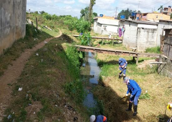 PROGUARU INFORMA: Diversos córregos receberam serviços nesta terça(17)