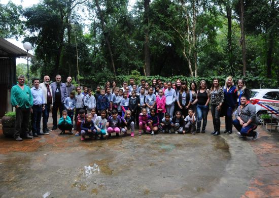 Prefeitura e ACM realizam parceria para implantação de Horta Educativa