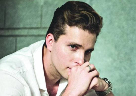 Thiago Fragoso pede afastamento de novela