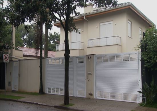 Mulher do coronel Lima chora em depoimento à PF e não esclarece reforma na casa de filha de Temer