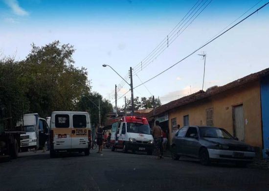 Borracheiro morre após explosão de pneu em São José dos Campos, SP