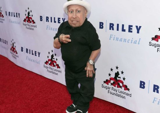 Morre ator de filmes ‘Harry Potter’ e ‘Austin Powers’