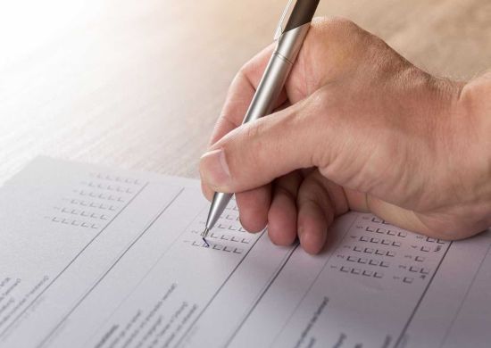 Concursos públicos abrem 483 vagas em todo o país nesta segunda