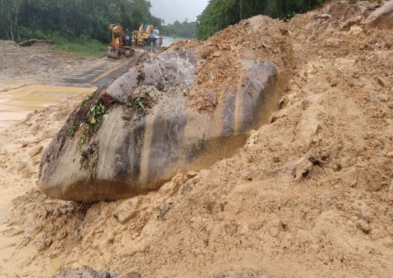 Novos deslizamentos atrasam trabalho de contenção na Mogi-Bertioga